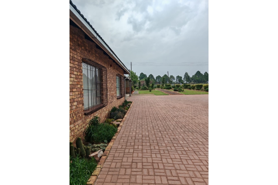 3 Bedroom Property for Sale in Deneysville Free State